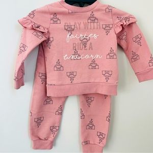 Beautiful two piece sweat suit set for baby girl 24M Cotton. Great condition